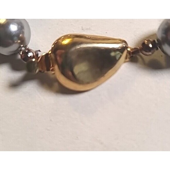 Vintage Silvertone Beaded Necklace & Matching Beaded Bracelet Set Classy - Picture 5 of 6